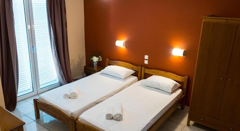 Act Art Hotel