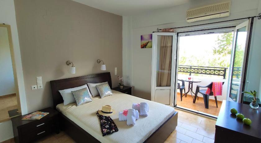 Kostas Apartments