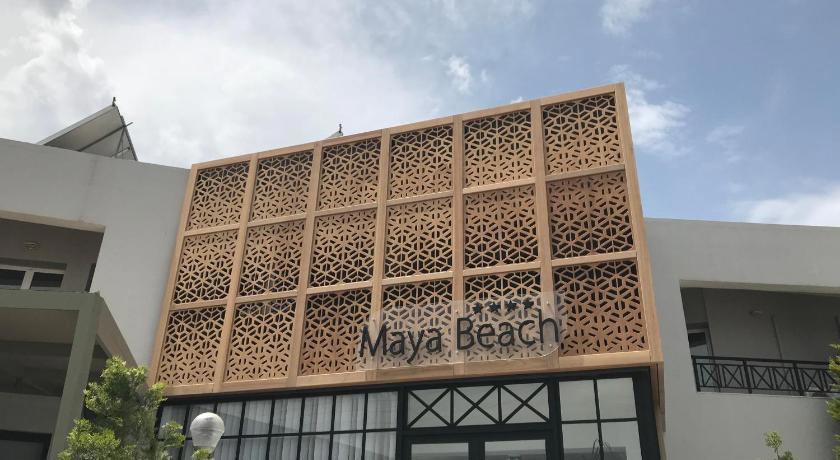 Enorme Maya Beach