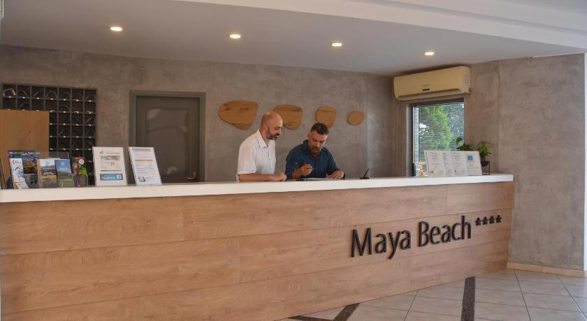 Enorme Maya Beach Hotel