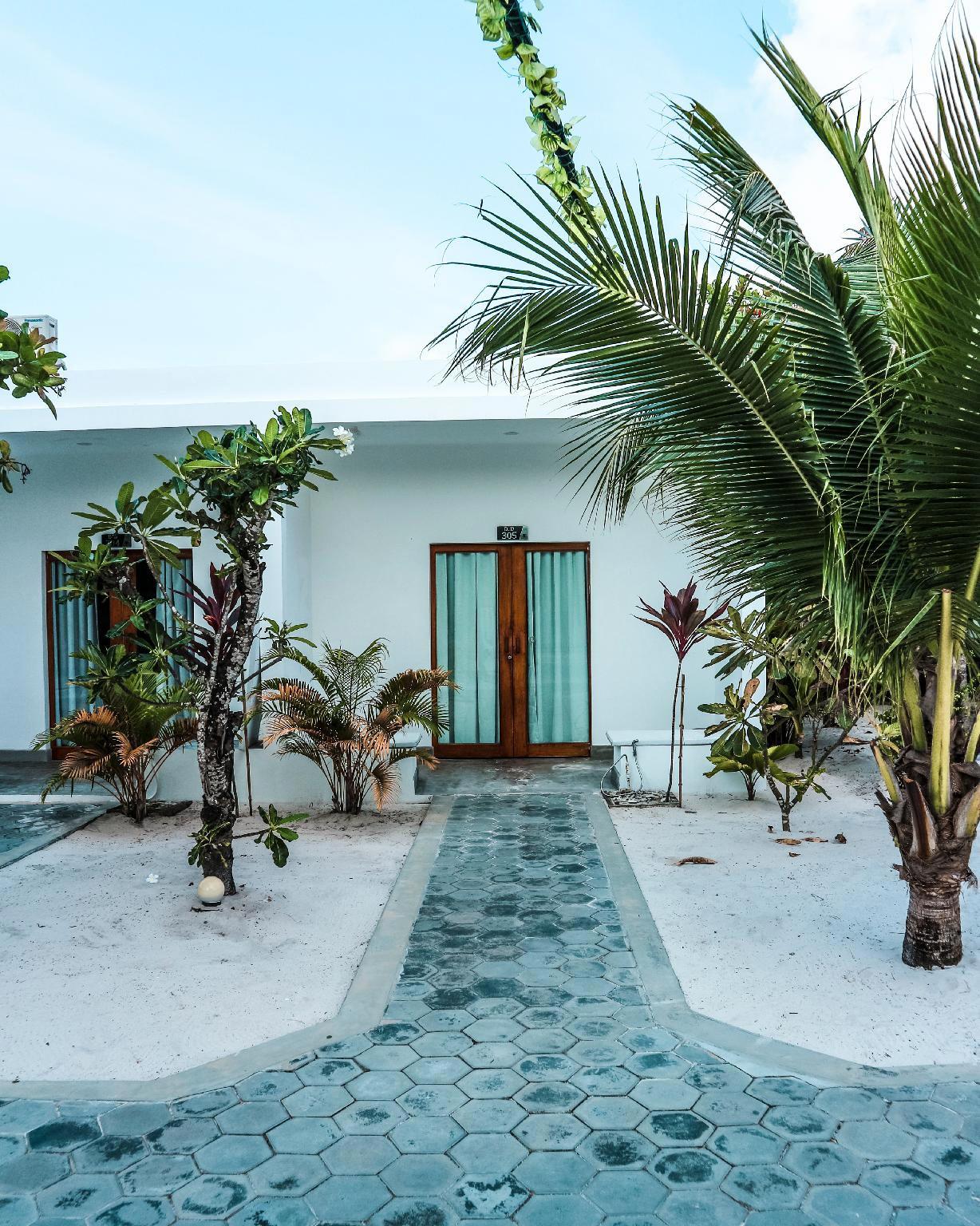 Long Set Resort