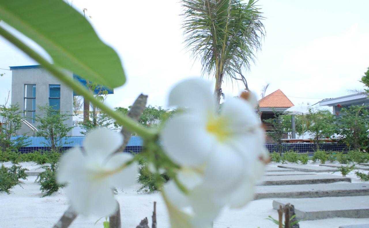 Long Set Resort