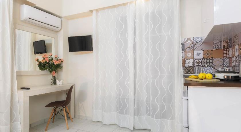 MOURIA STUDIOS APARTMENTS