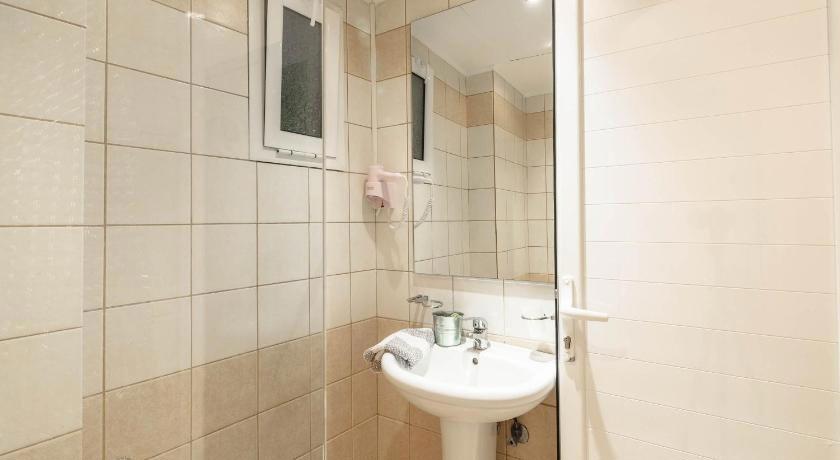 MOURIA STUDIOS APARTMENTS