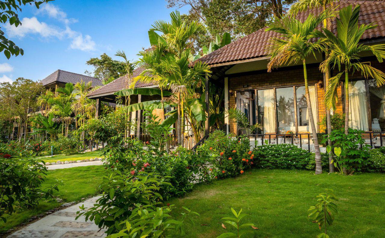 KOH RONG HILL BEACH RESORT