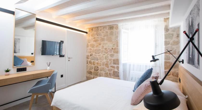 Bova Luxury Rooms