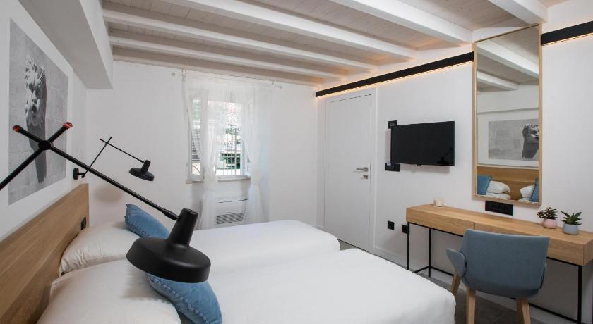 Bova Luxury Rooms