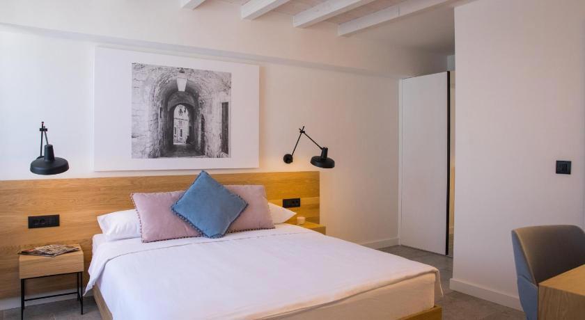 Bova Luxury Rooms