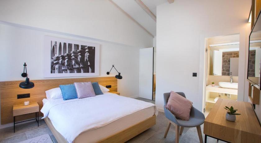 Bova Luxury Rooms