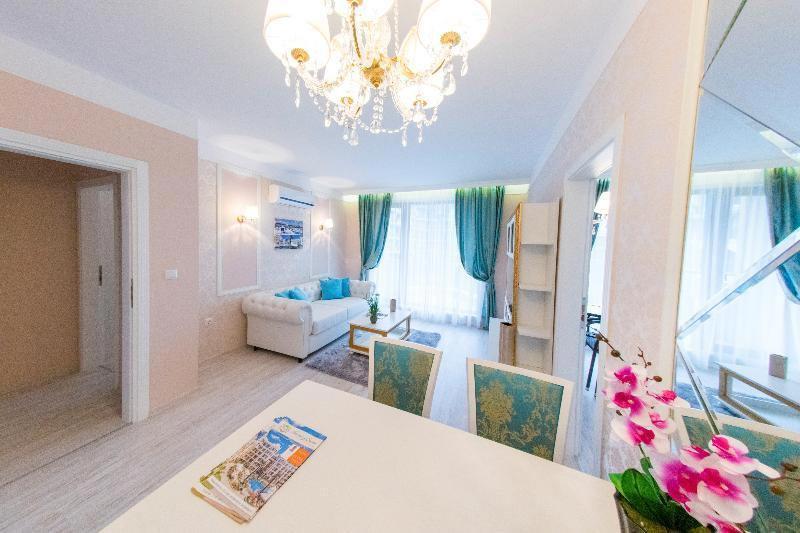 Harmony Suites 8, 9 - Dream Island