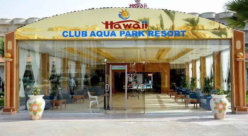 Hawaii Riviera Club Aqua Park