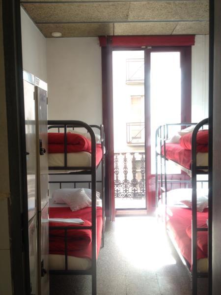 Ideal Youth Hostel