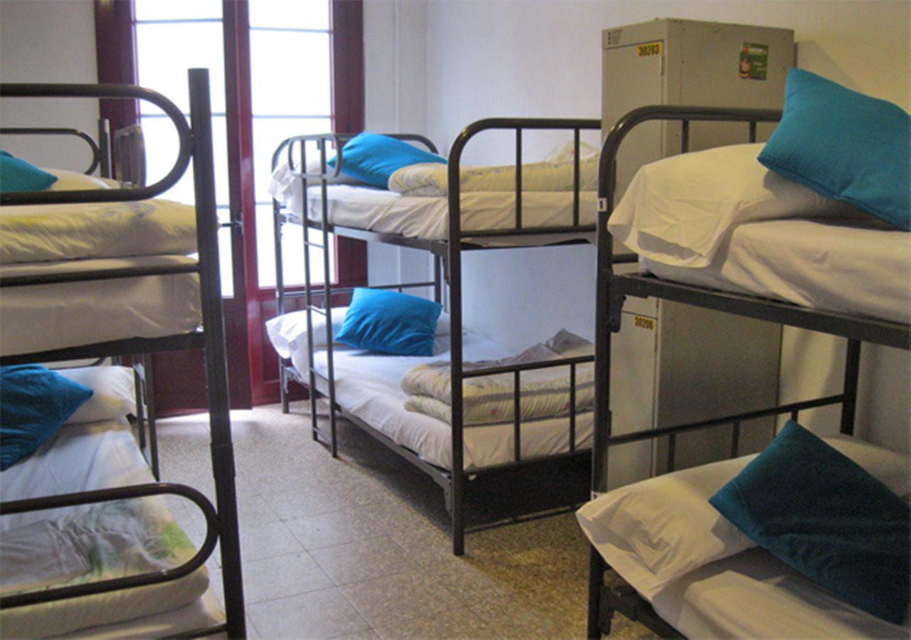 Ideal Youth Hostel