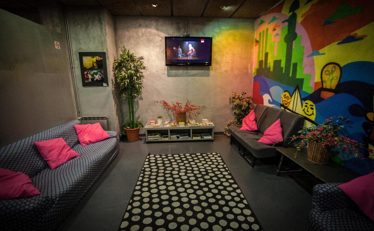 Ideal Youth Hostel
