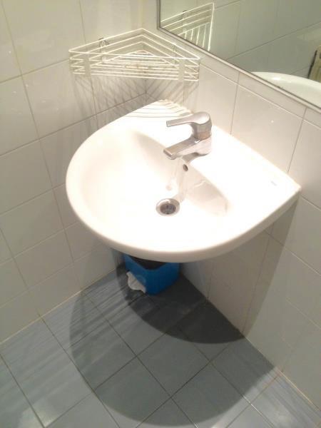 Ideal Youth Hostel