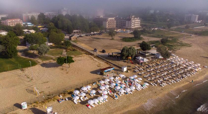 Veramar Beach