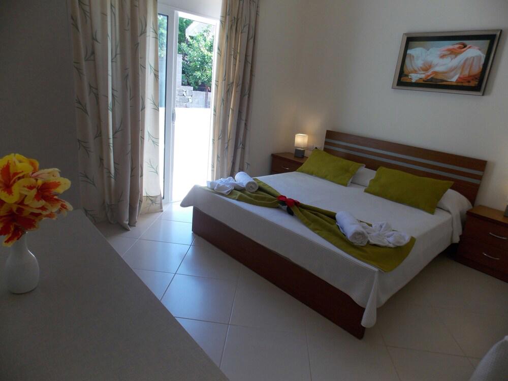 Relax Apartments Saranda