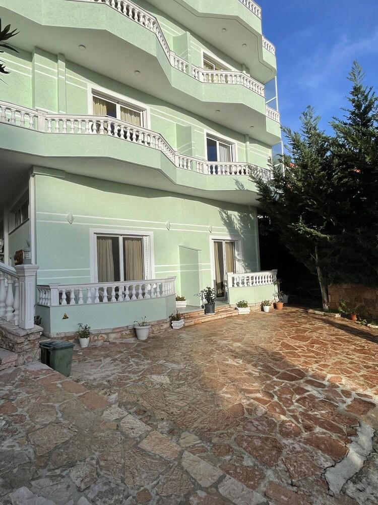 Relax Apartments Saranda