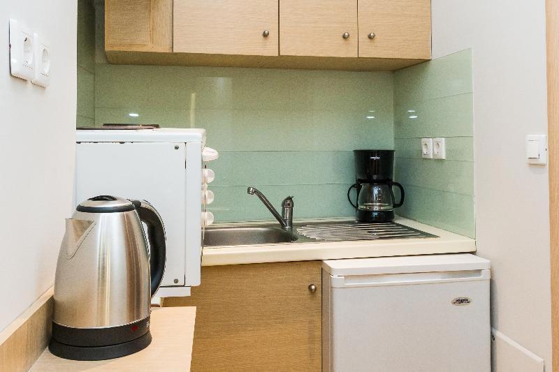 ALEKTOR STUDIOS amp; APARTMENTS