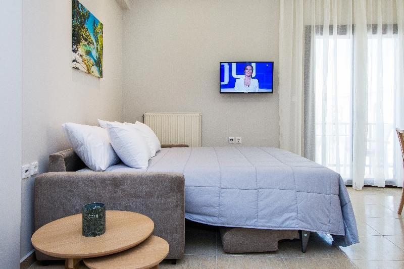 ALEKTOR STUDIOS amp; APARTMENTS