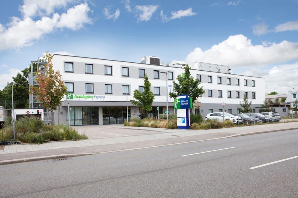 Holiday Inn Express Munich – Olympiapark