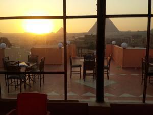 Pyramids Plateau Inn